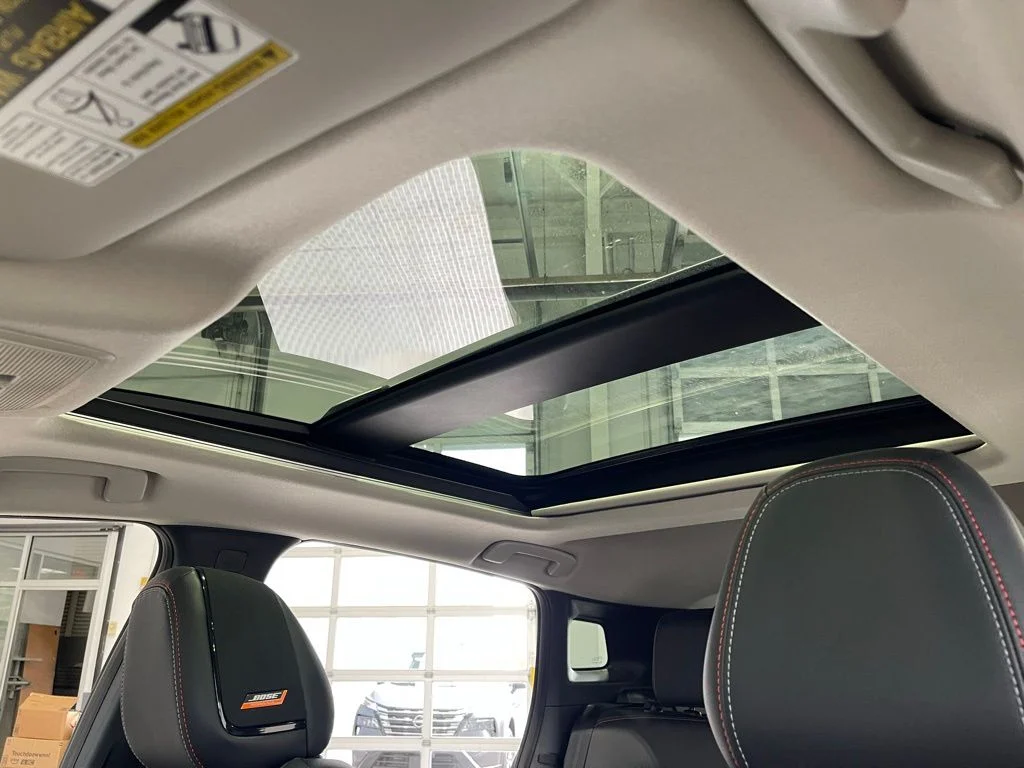 2026 Nissan KICKS SR - Photo 14