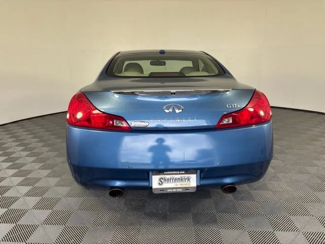 Used 2013 Lapis Blue INFINITI x image 32
