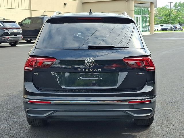 2022 Volkswagen Tiguan SE - Photo 3