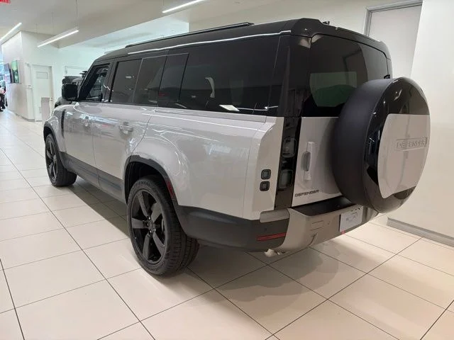 New 2026 Borasco Grey Land Rover S image 3
