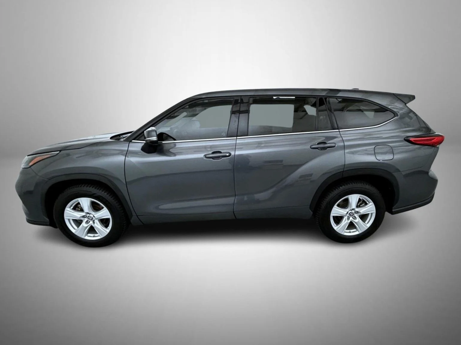 Used 2022 Gray Toyota L image 8