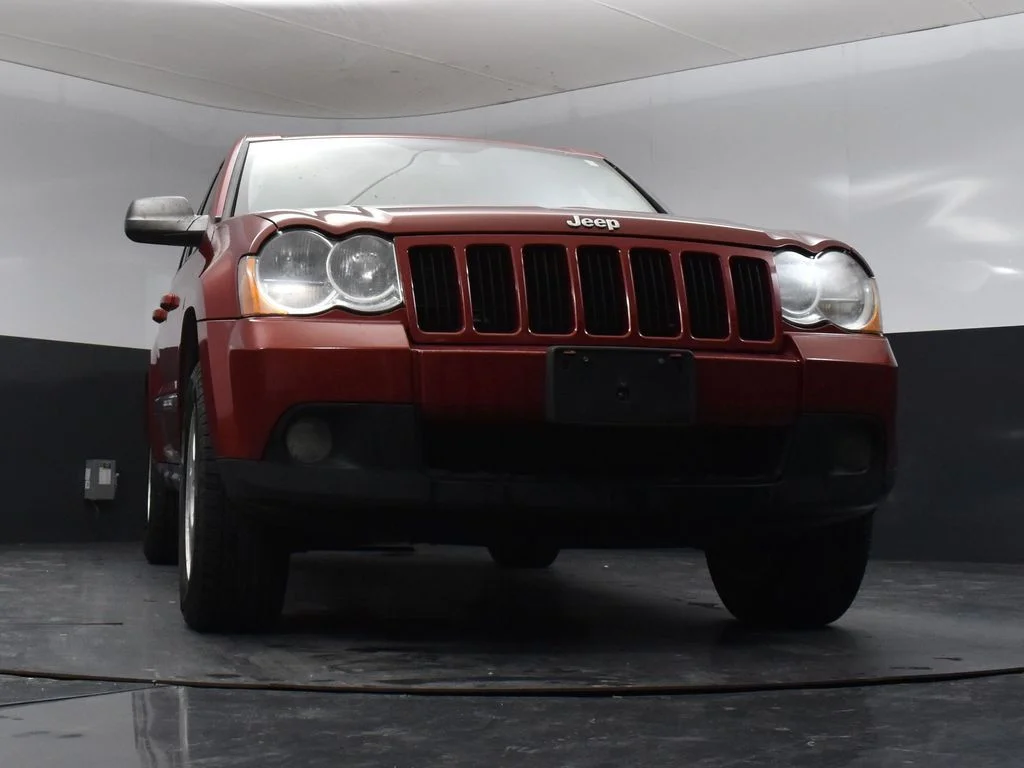 Used 2010 Red Jeep Laredo image 8