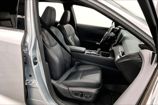 Used 2023 Iridium Lexus 350 Premium Plus image 8