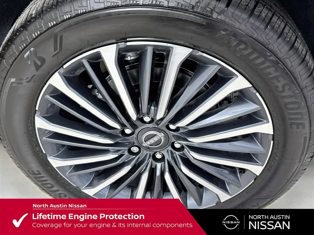 New 2026 Gray Nissan Platinum Reserve image 43
