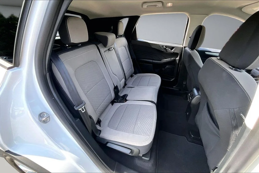 Certified Used 2022 White Ford SE image 25