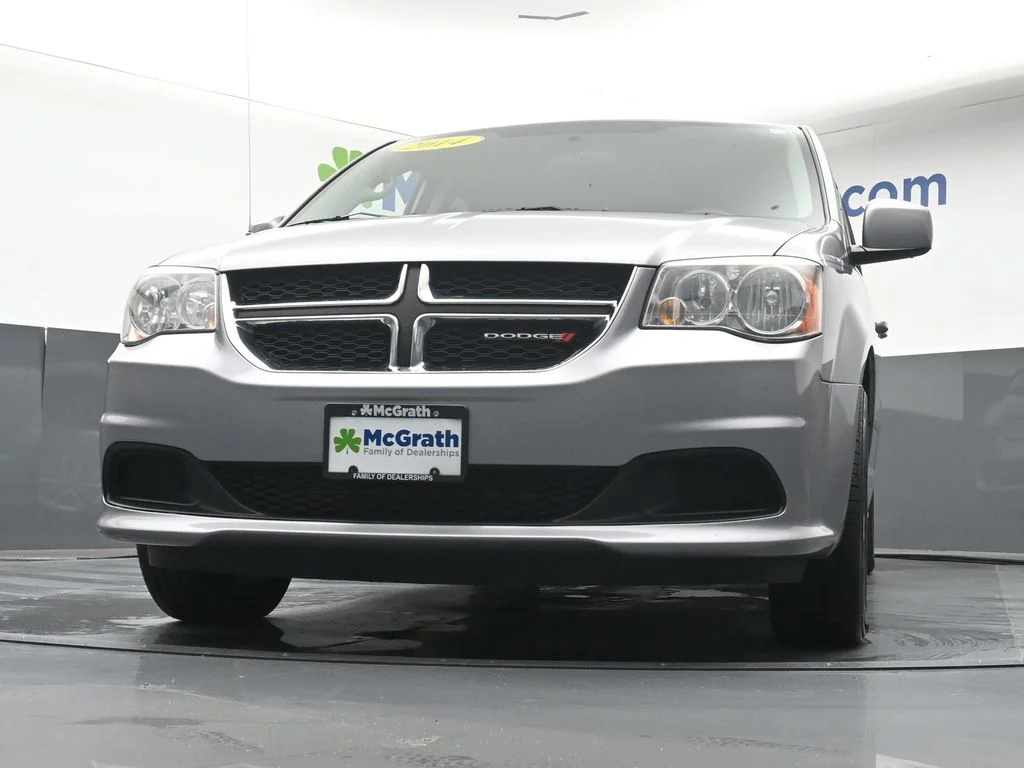 Used 2014 Silver Dodge SXT image 7