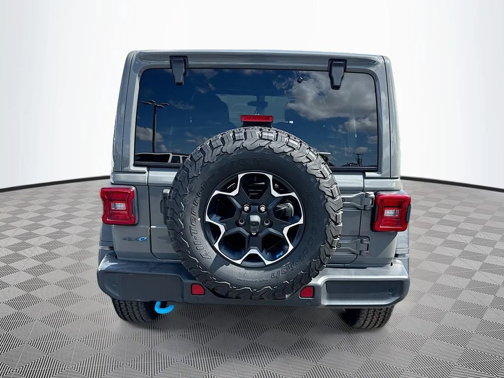 Used 2022 Gray Jeep Unlimited Rubicon 4xe image 7