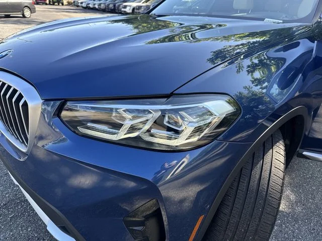 Used 2024 Blue BMW sDrive30i image 32
