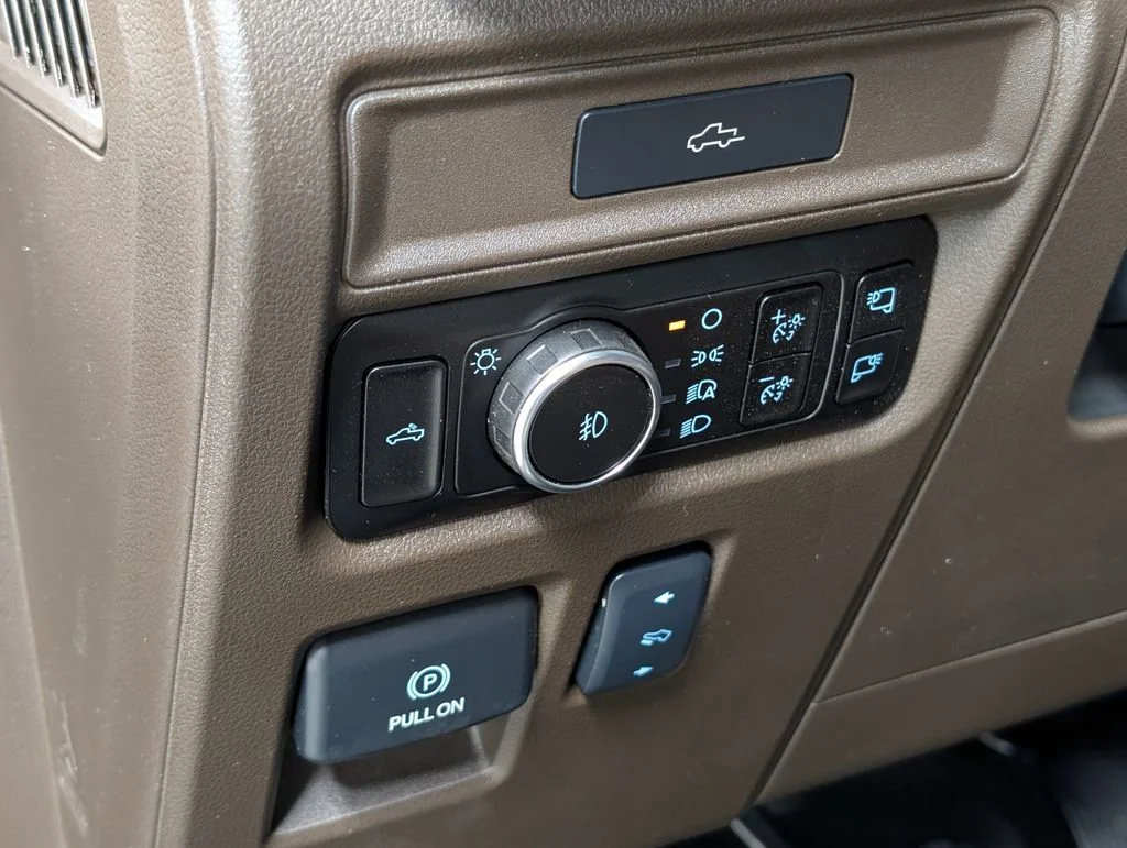 New 2026 Agate Black Metallic Ford King Ranch® image 14