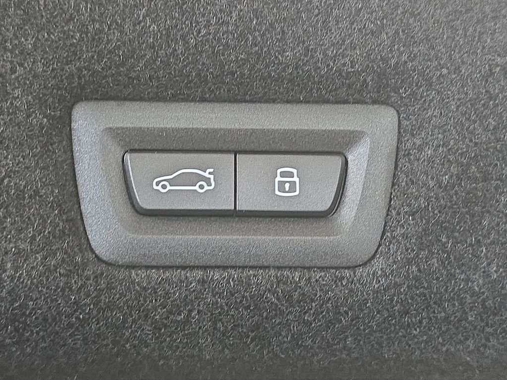 2026 BMW 7 Series 760i - Photo 23
