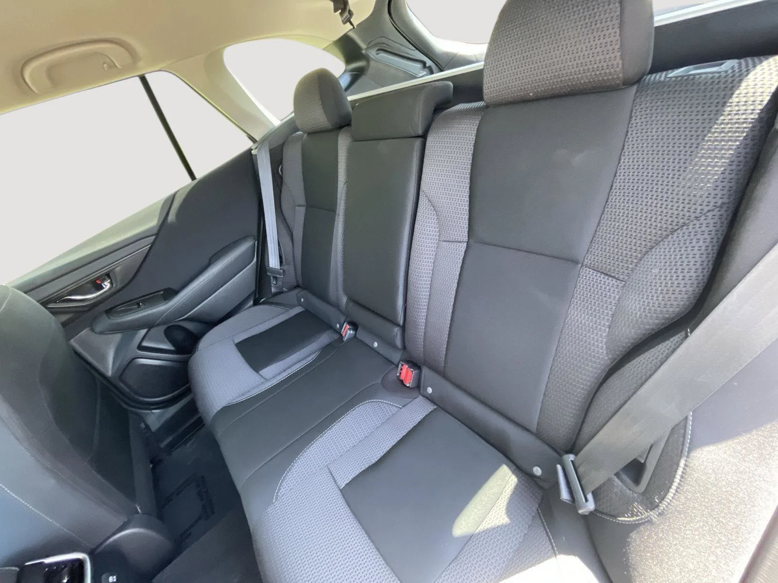 Used 2022 Crystal White Pearl Subaru Premium image 18
