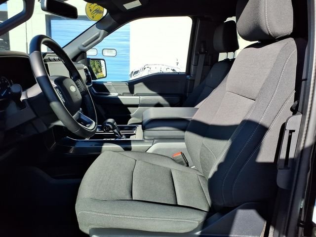 Used 2023 Black Metallic Ford XLT image 16