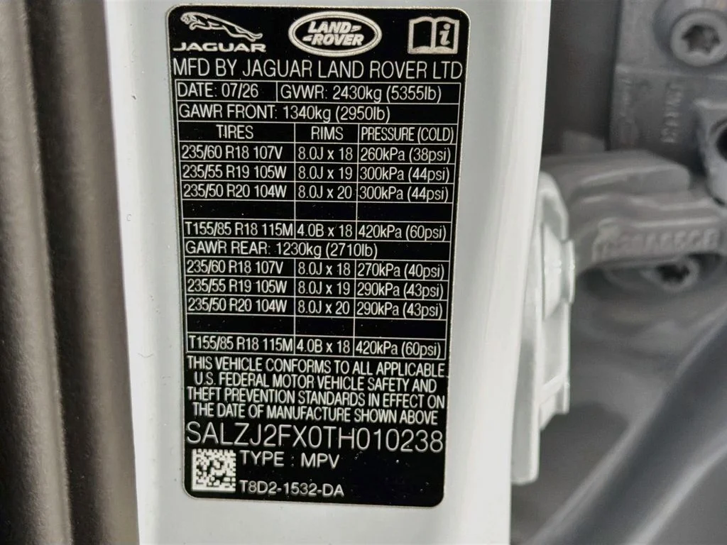 New 2026 Arroios Grey Land Rover S image 34