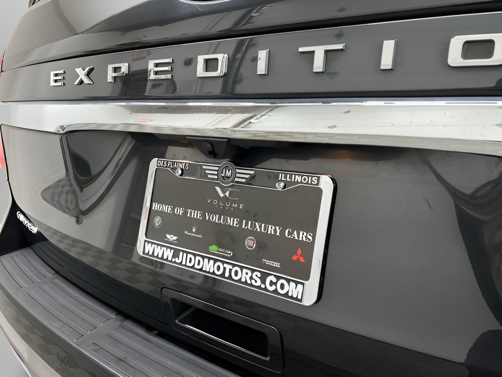 Used 2024 Gray Metallic Ford Limited image 50