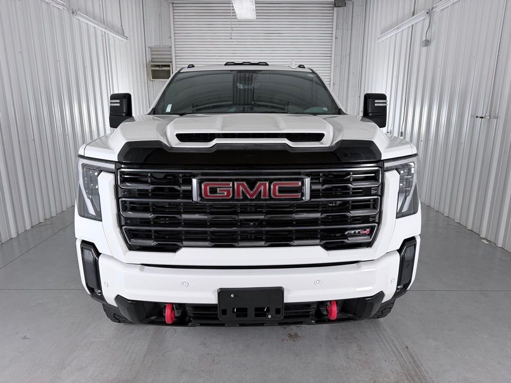 Used 2024 White GMC AT4 image 2