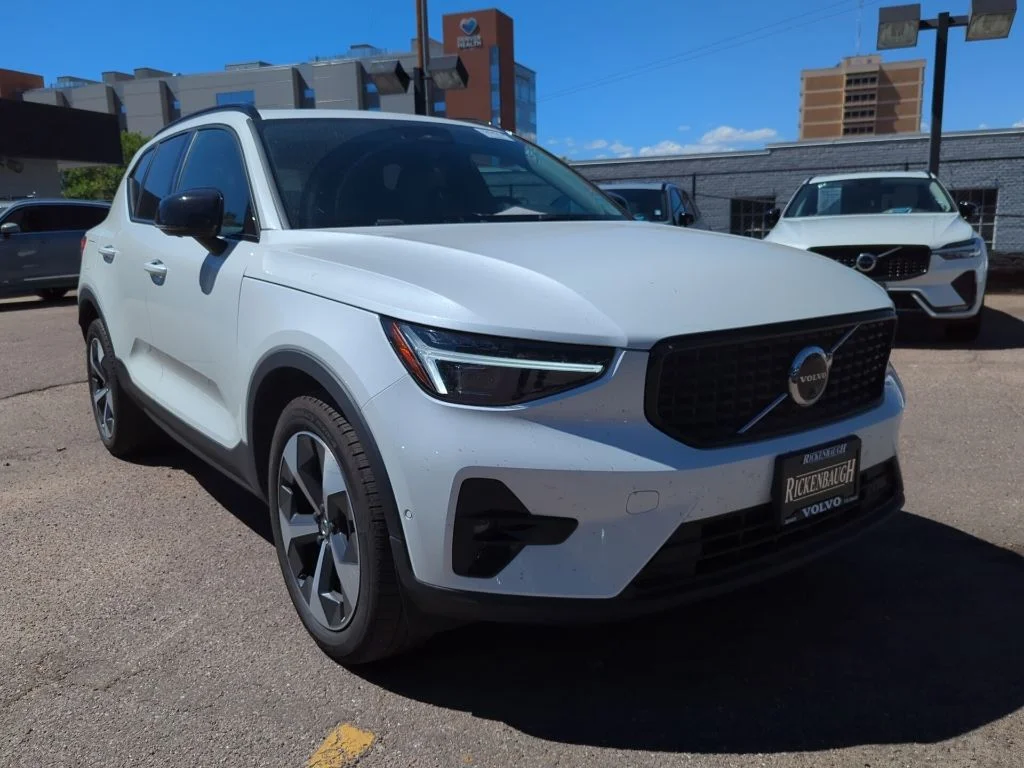 2026 Volvo XC40