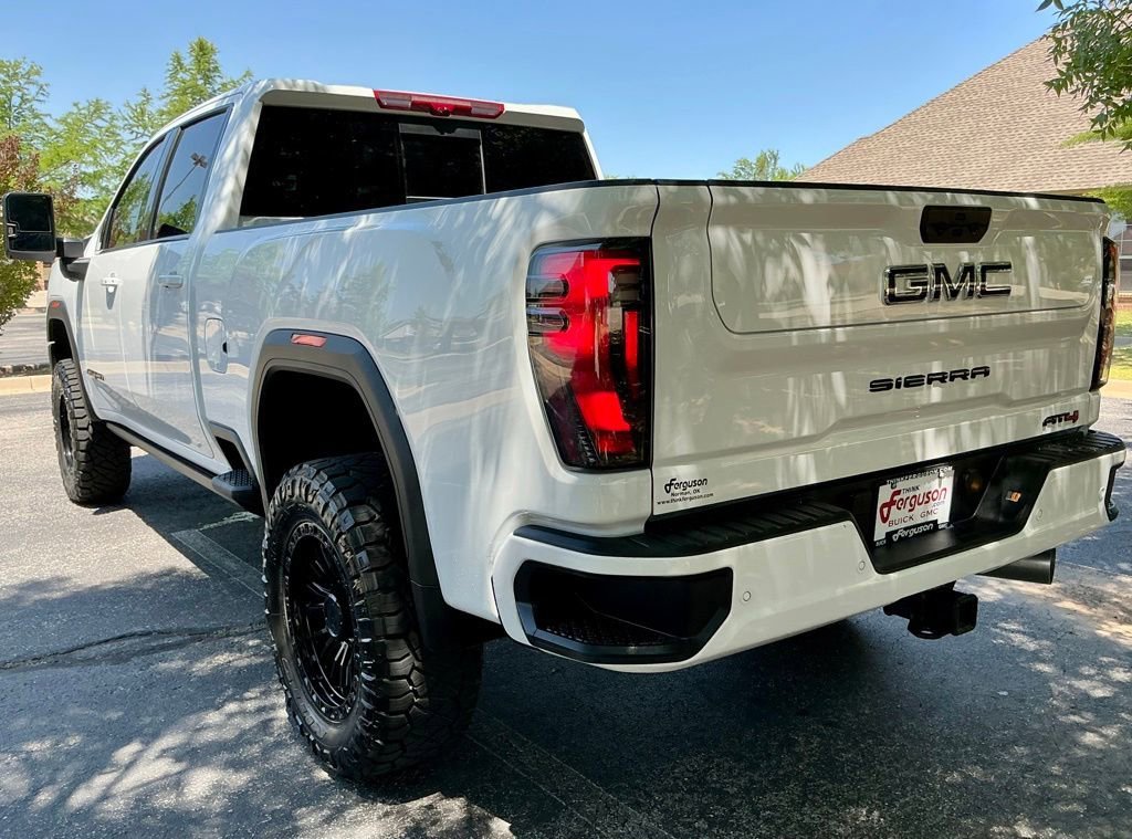 2026 GMC Sierra 2500HD AT4 - Photo 10