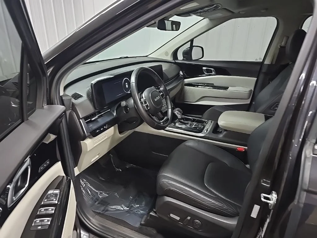 Used 2022 Gray Kia SX Prestige image 30