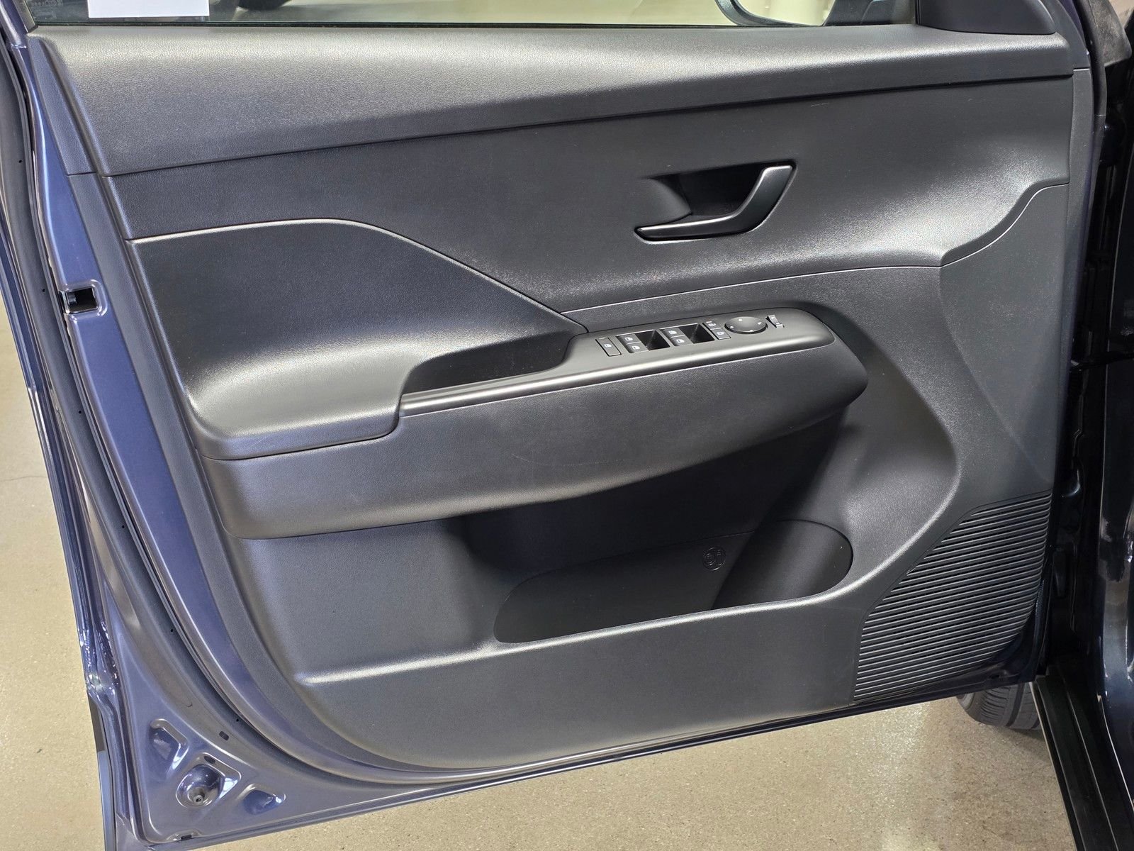 Used 2024 Denim Blue Pearl Hyundai SE image 20