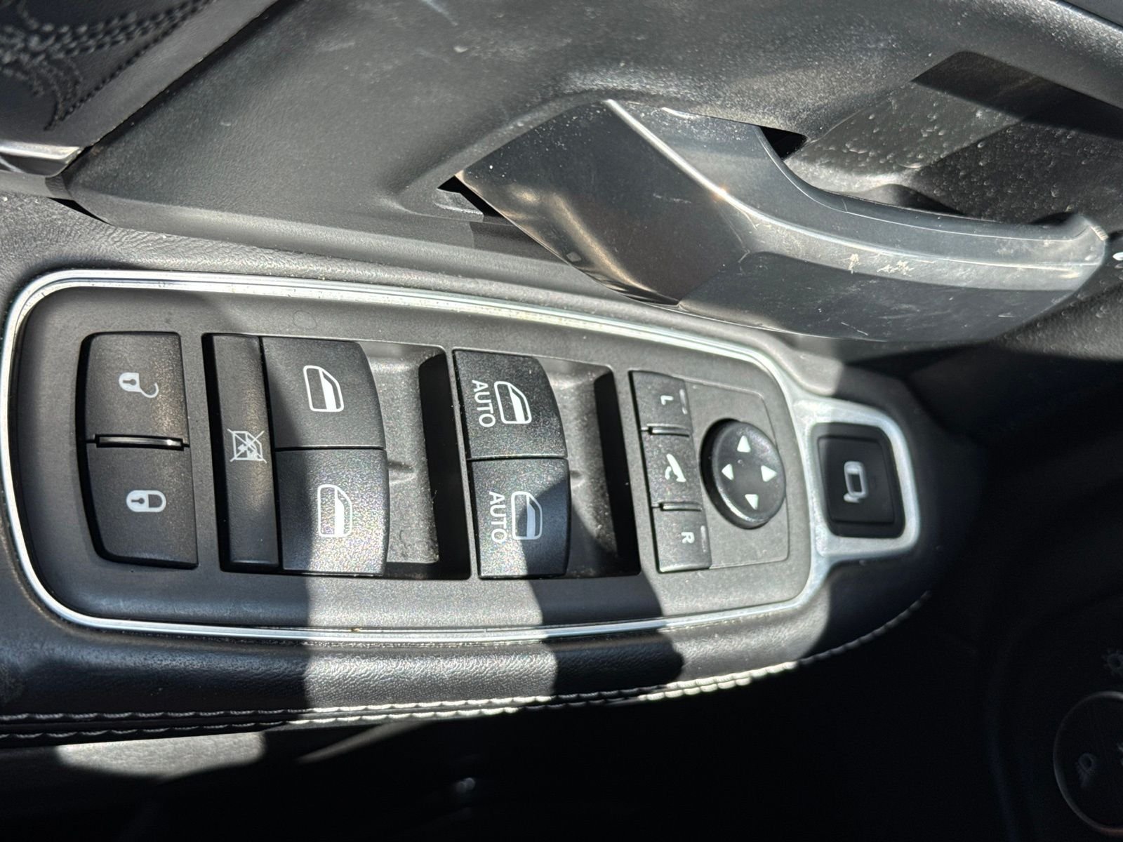 Used 2021 Black Ram Limited image 38