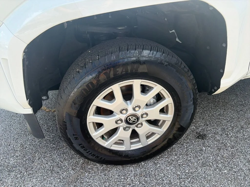 Used 2025 White Toyota SR5 image 32