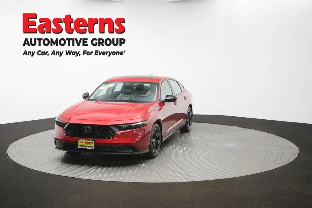 Used 2025 Red Honda SE image 53