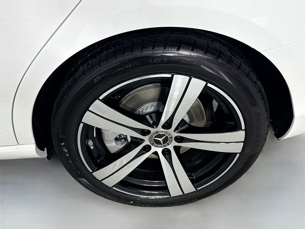 Used 2026 White Mercedes-Benz C 300 image 26