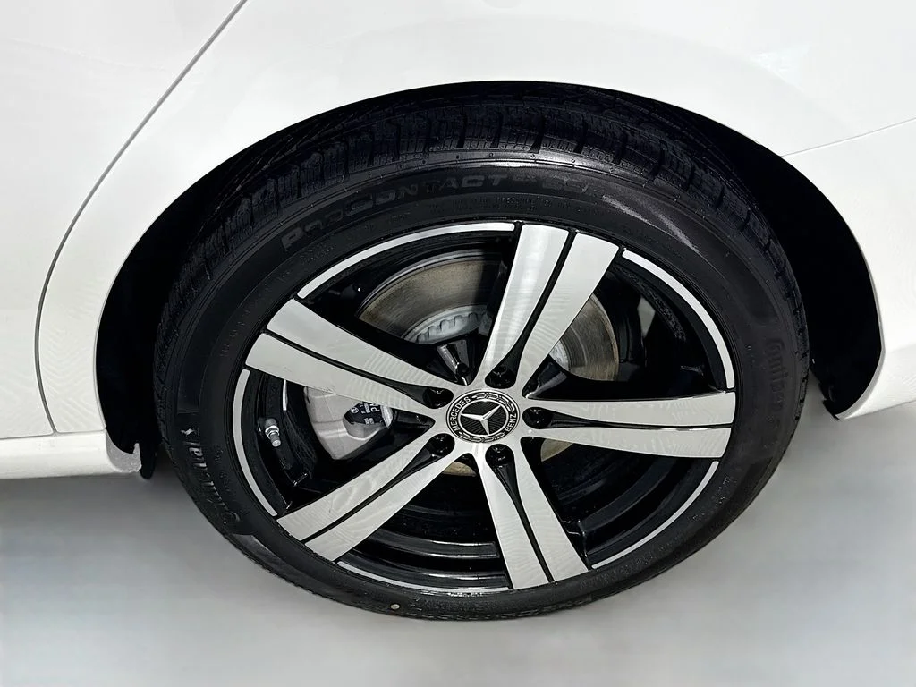 Used 2026 Polar White Mercedes-Benz C 300 image 26