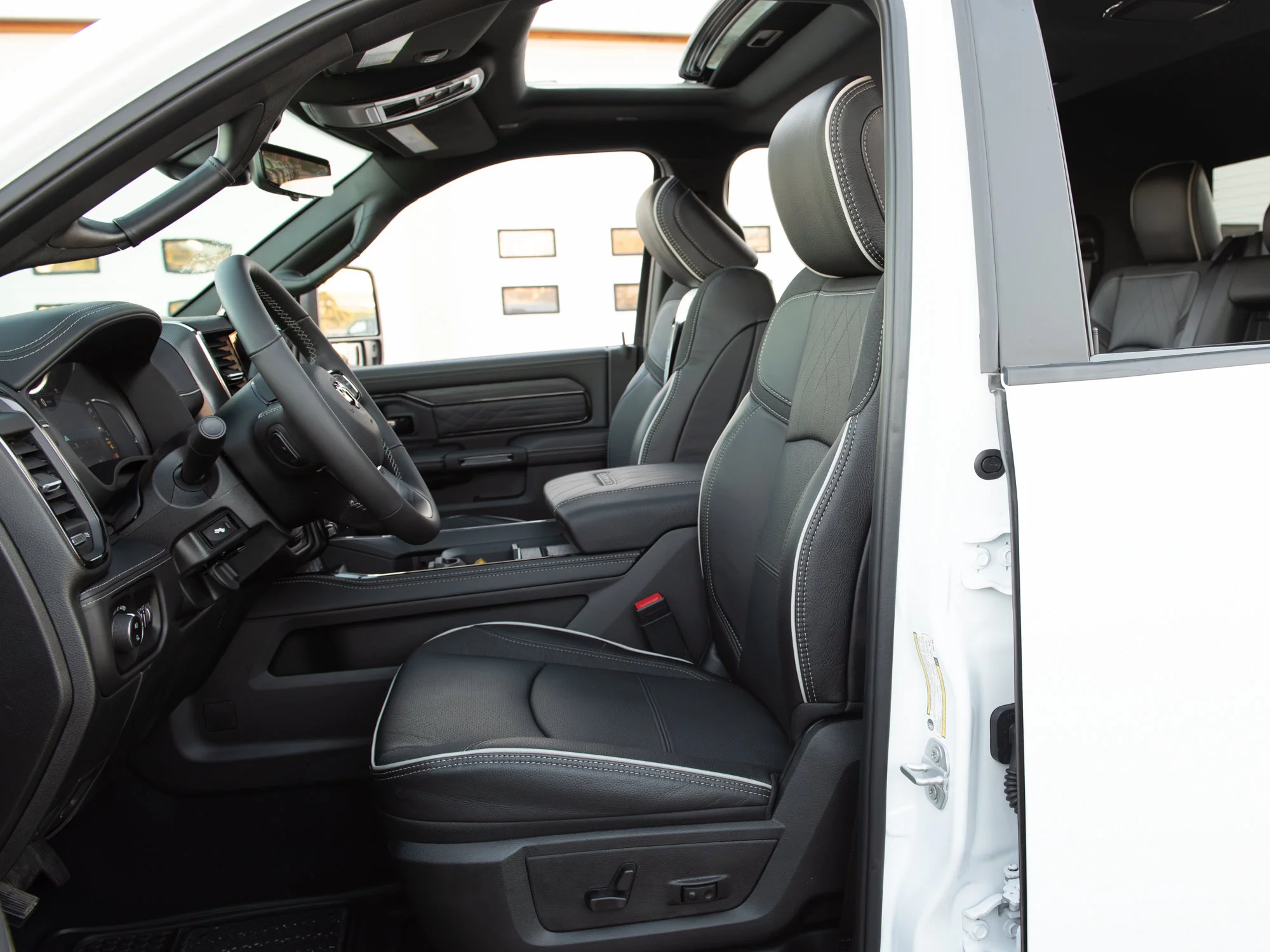 New 2027 White RAM Limited Night* Mega Cab 4x4, Sunroof, Passenger Screen, Ultra Premium Leather Seats image 30