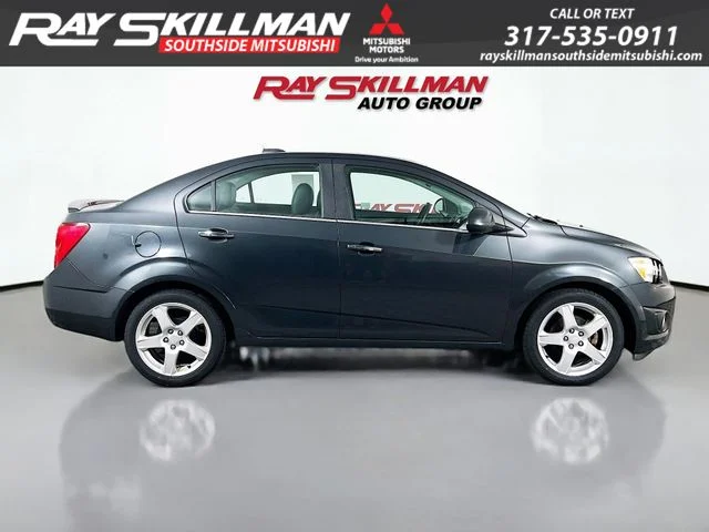 Used 2015 Gray Chevrolet LTZ image 8