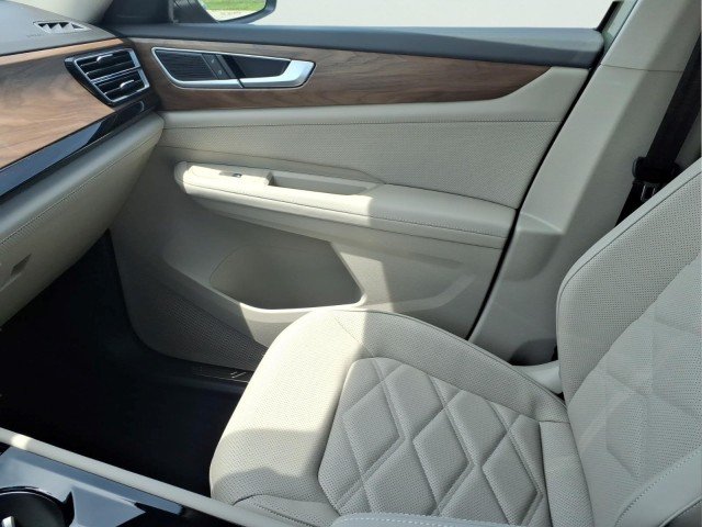 New 2026 Avocado Green Pearl Volkswagen SE w/Technology 4M image 17