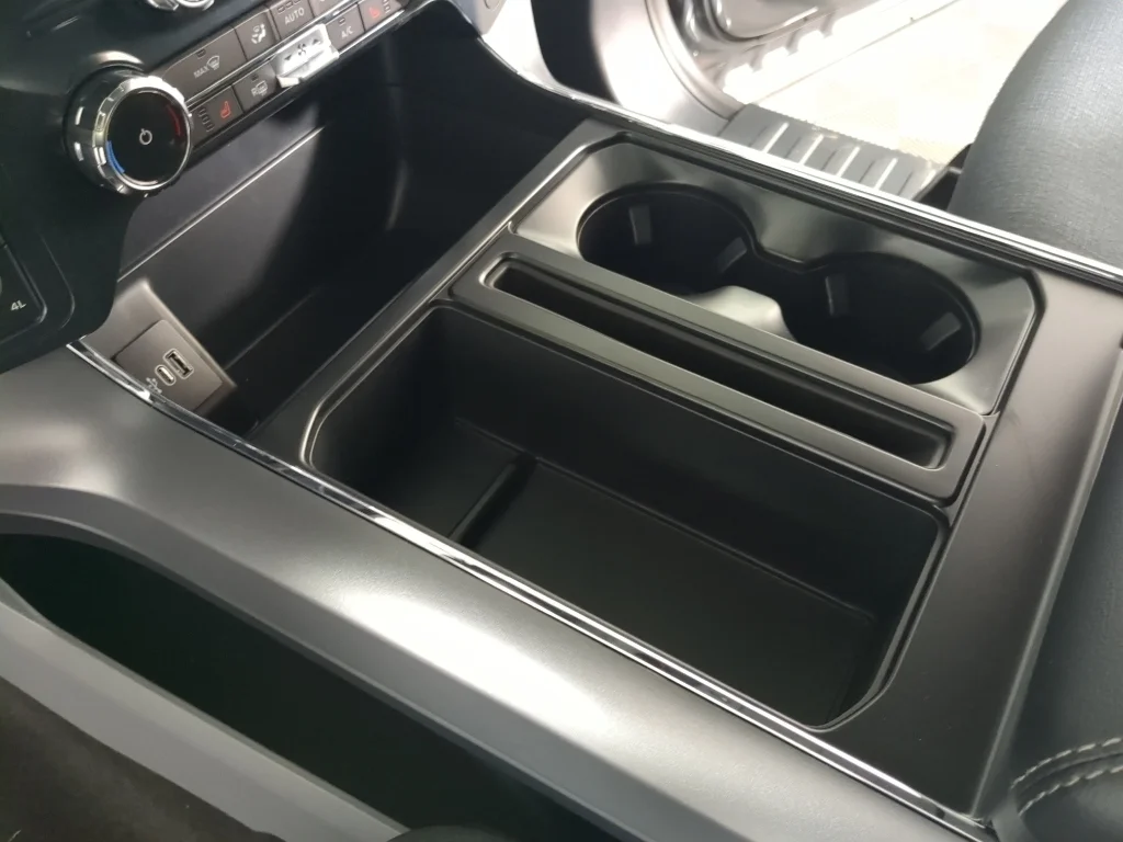 New 2026 Carbonized Gray Metallic Ford XLT image 22