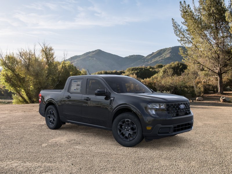 New 2026 Shadow Black Ford XLT image 27