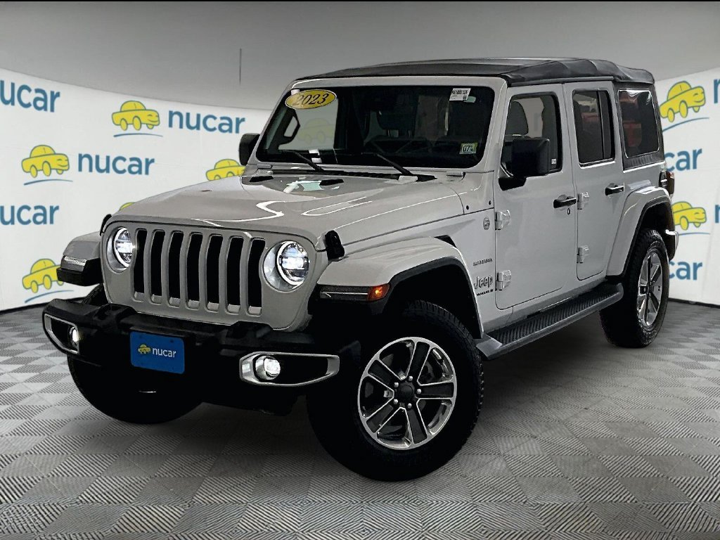 Used 2023 White Jeep Sahara image 3