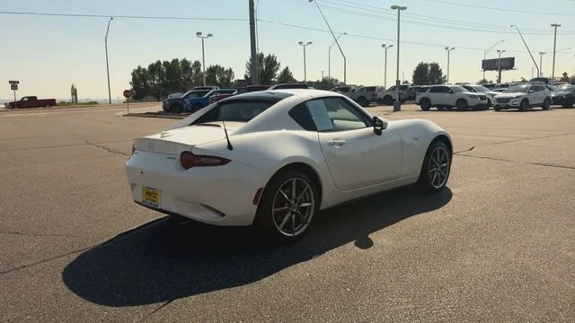 Used 2022 White Mazda Grand Touring image 8
