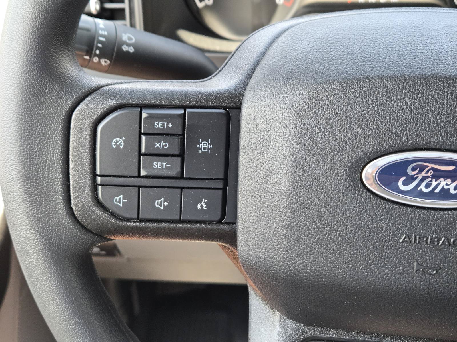 New 2026 Oxford White FORD F-350® XL image 22