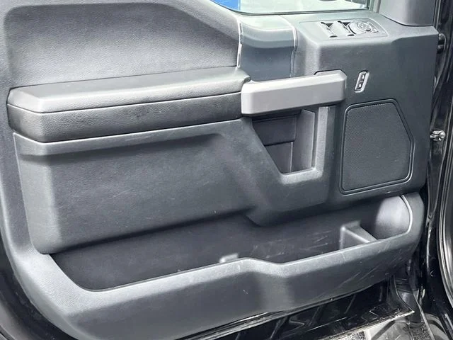 Used 2019 Black Ford XLT image 24