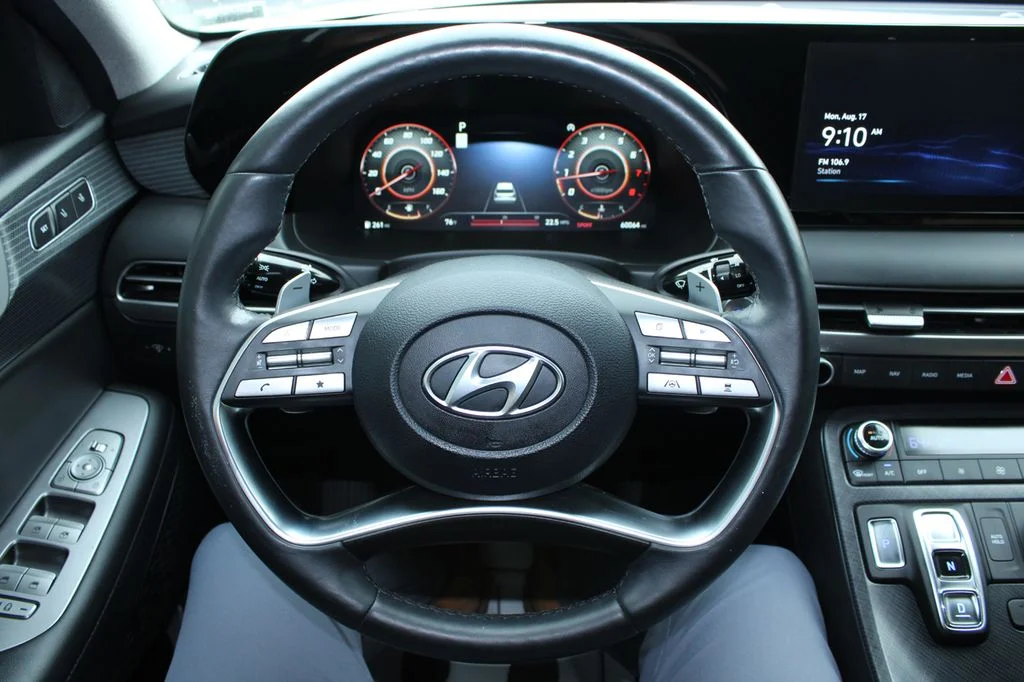 Used 2023 Hyper White Hyundai Limited image 42