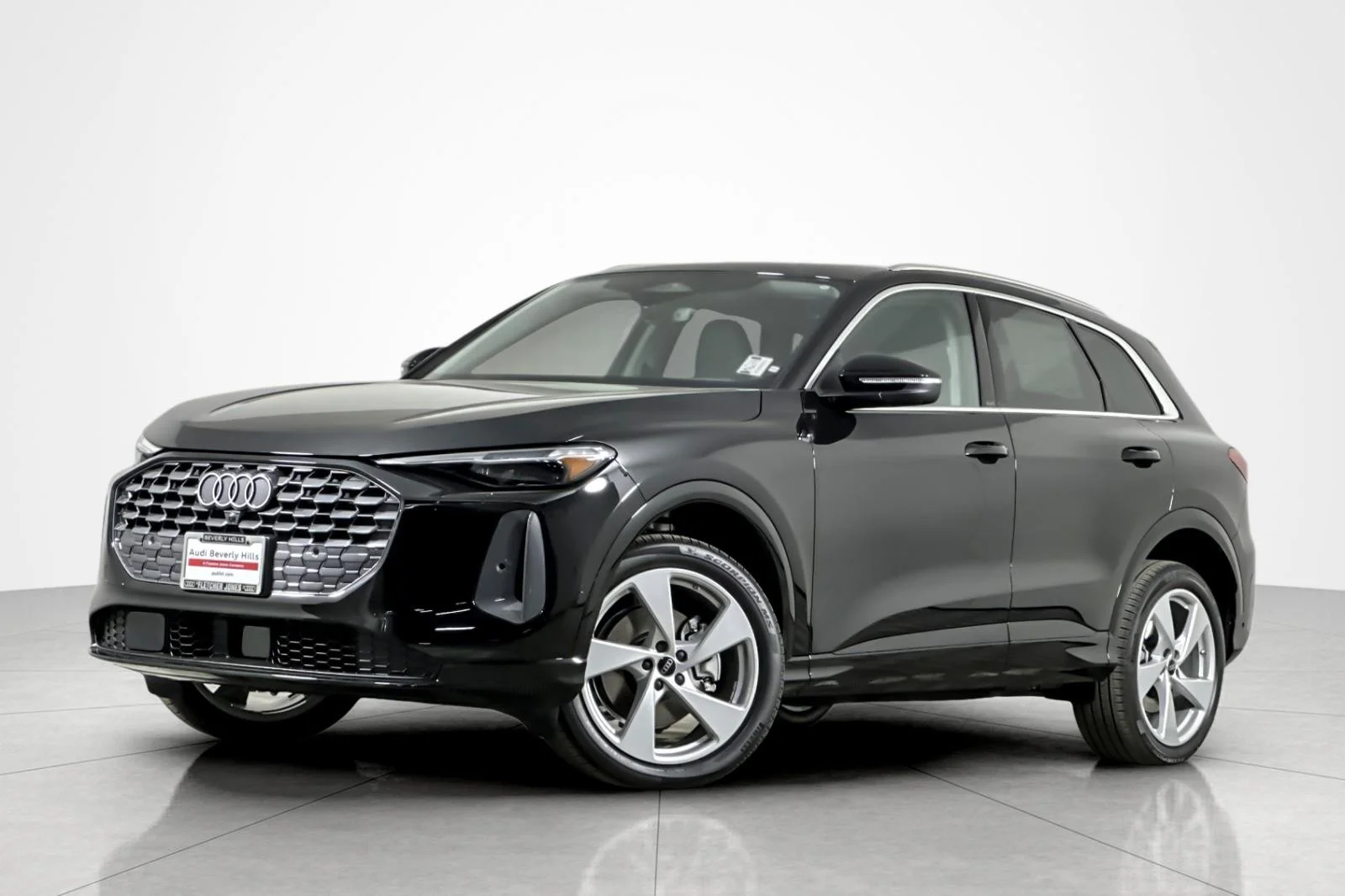 2025 Audi Q5 40 Premium Plus's photo