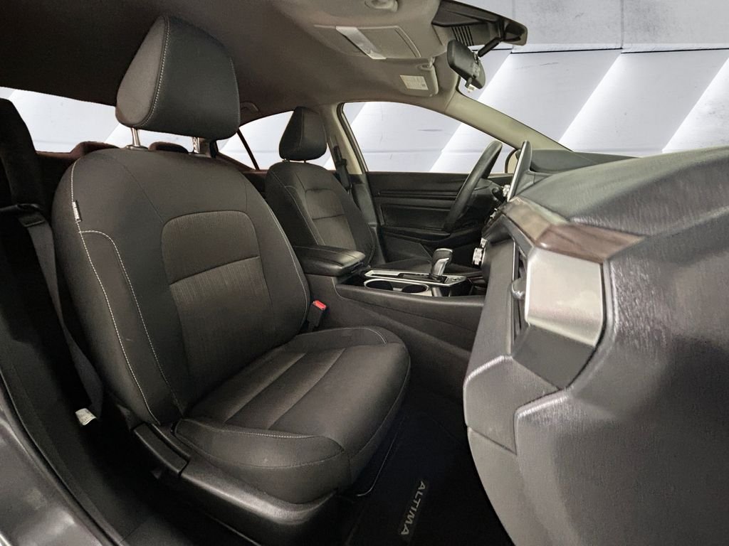 Used 2024 Gray Nissan 2.5 SV image 14