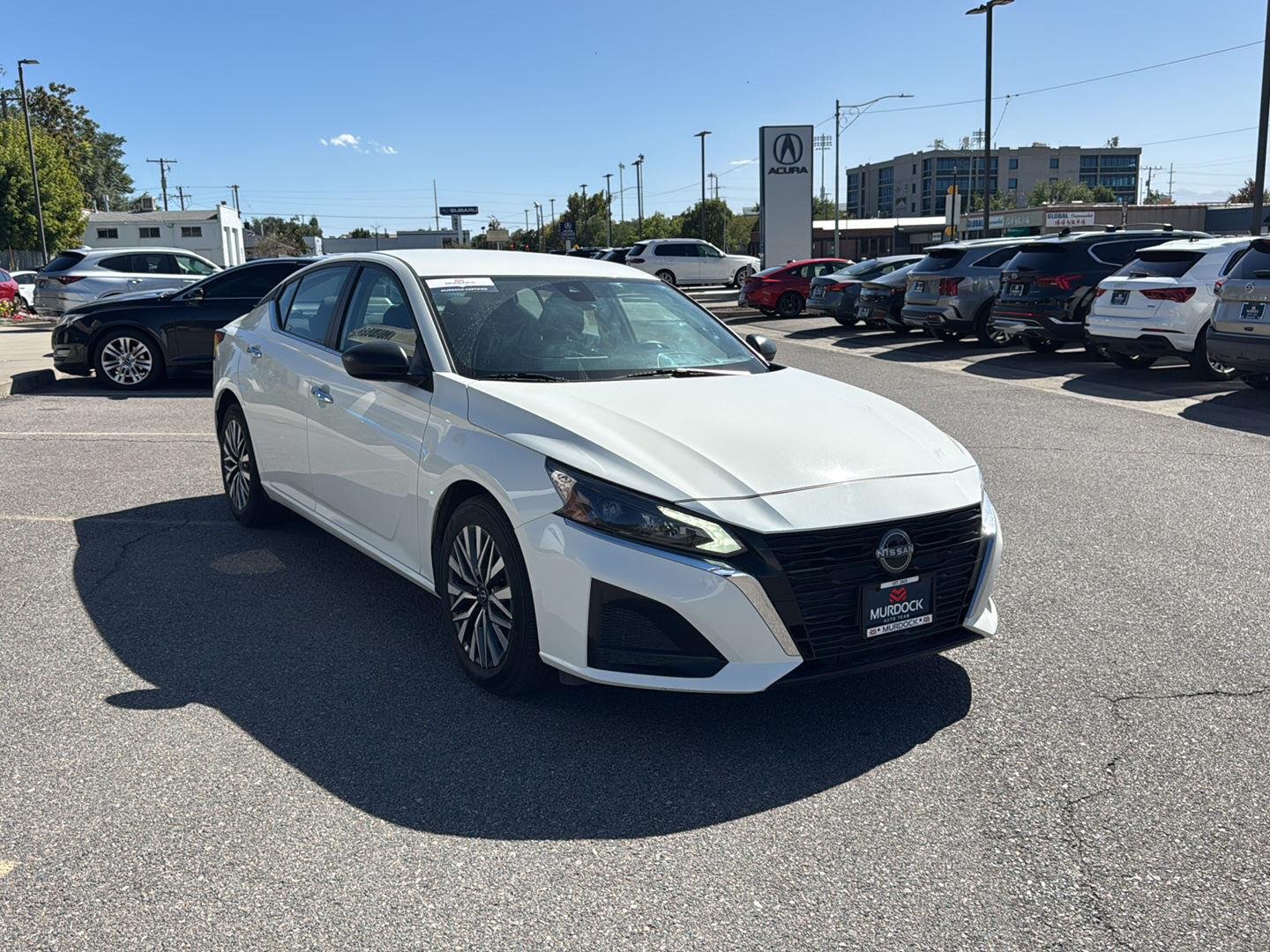 2025 Nissan Altima SV - Photo 14