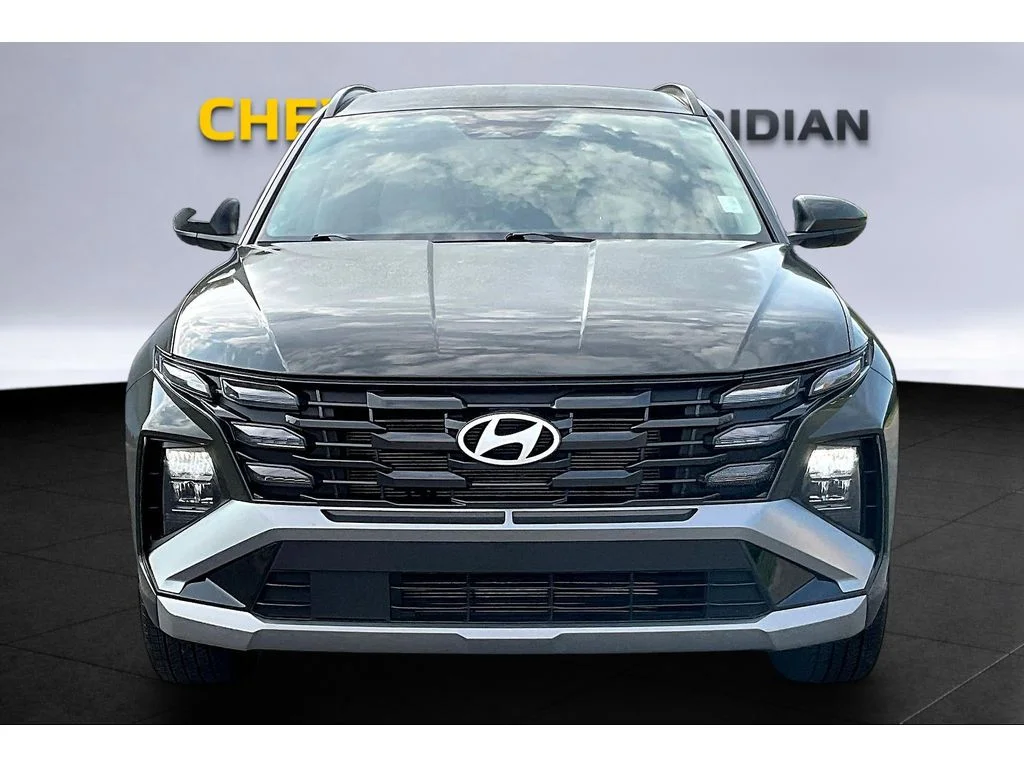 Used 2025 Gray Hyundai SEL image 3