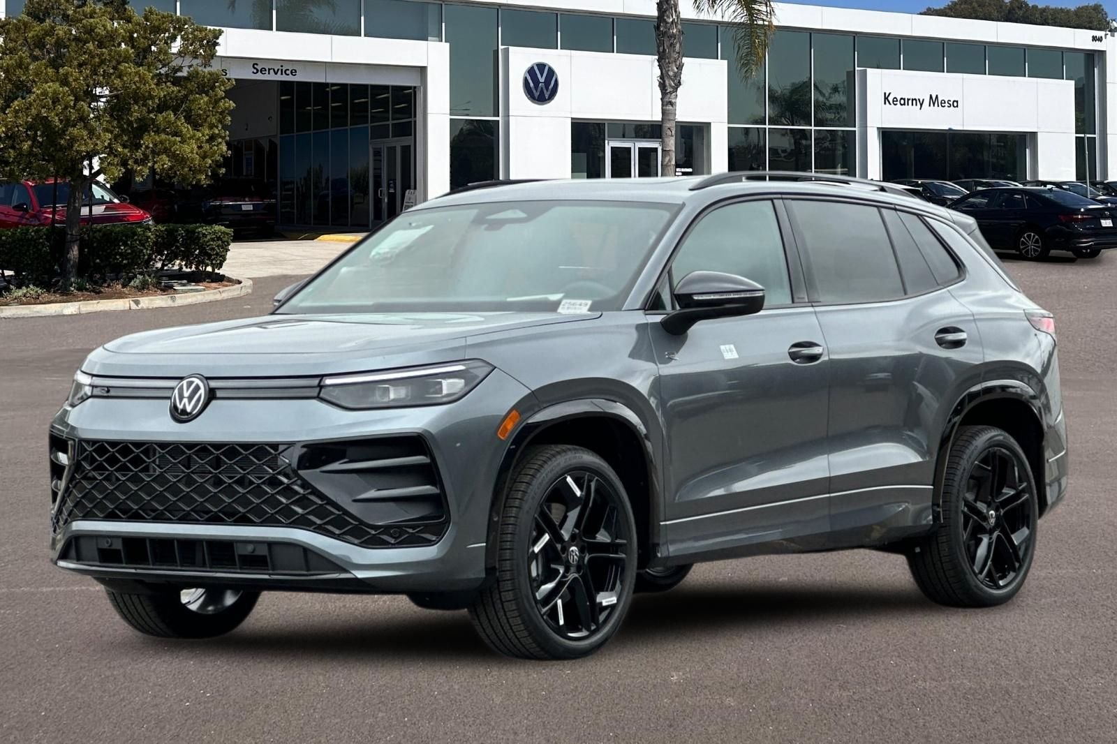 New 2026 Platinum Gray Metallic Volkswagen 2.0T SE R-Line Black image 8