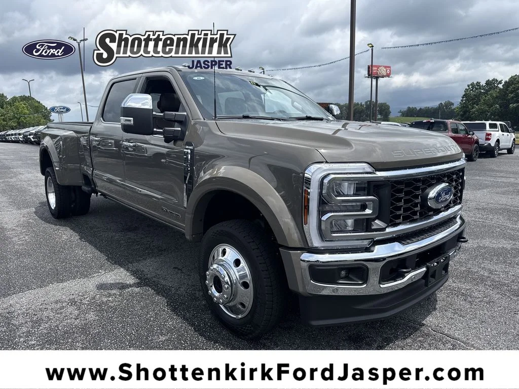 Used 2026 Gray Ford King Ranch image 1