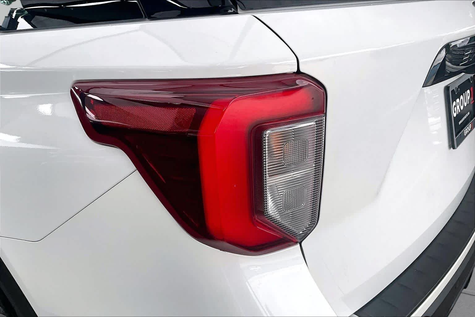 Used 2020 Star White Metallic Tri-Coat Ford ST image 28