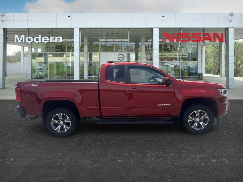 Used 2016 Red Rock Metallic Chevrolet 4WD Z71 image 6