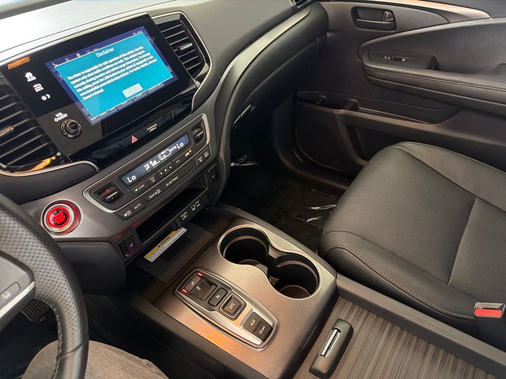 Used 2023  Honda EX-L image 18