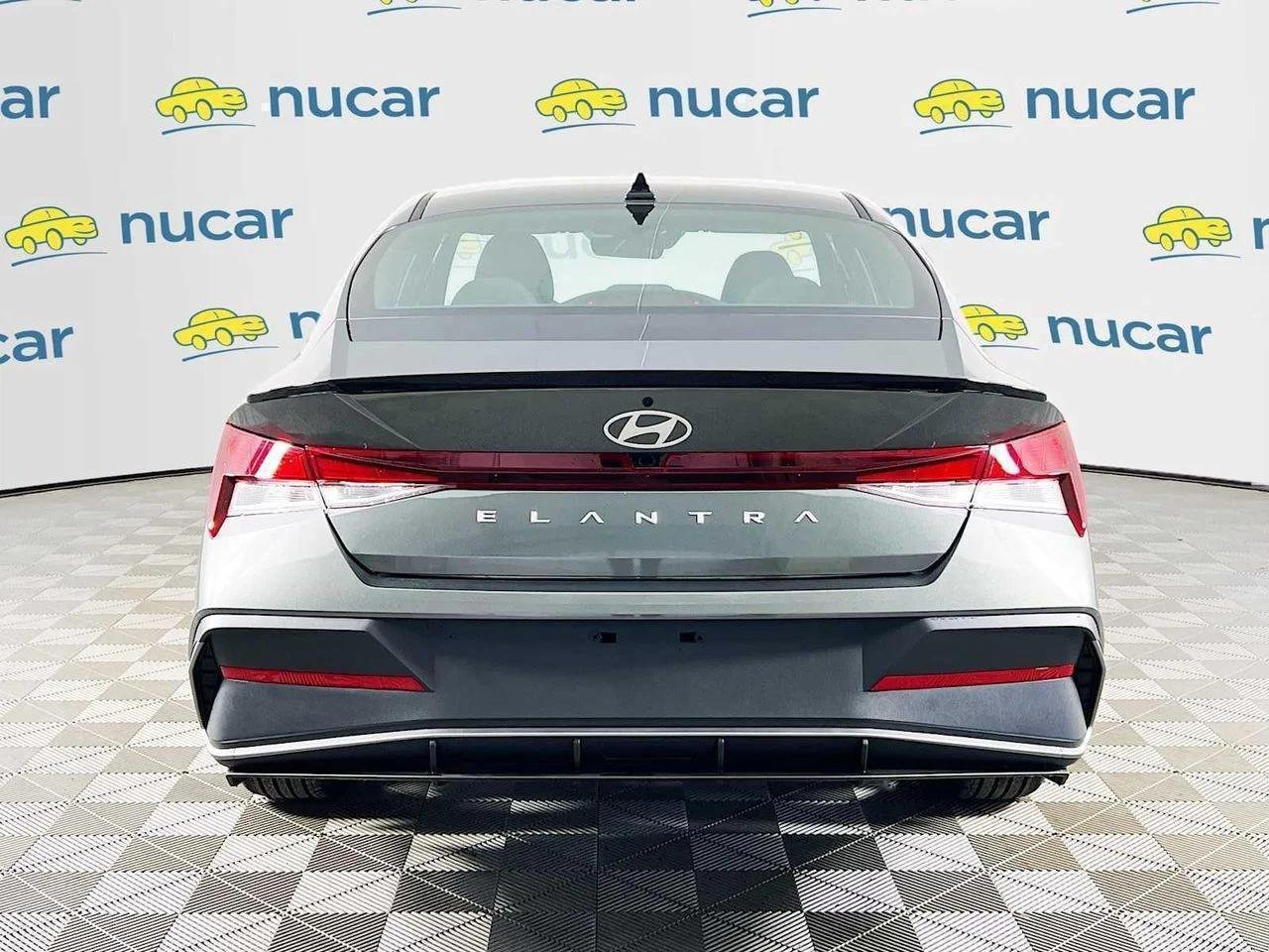 New 2026 Amazon Gray Hyundai SEL Sport image 6