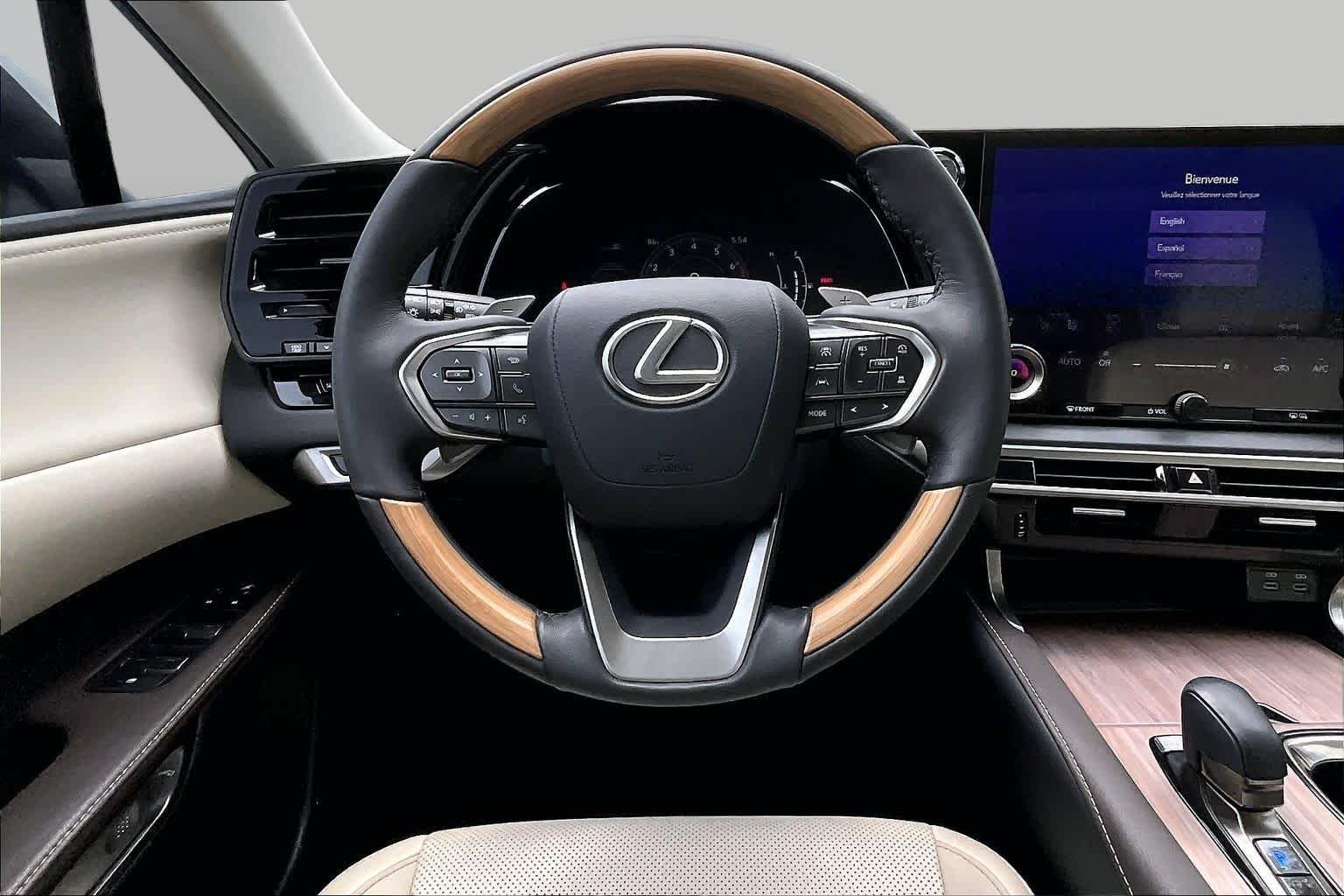 Used 2024 Eminent White Pearl Lexus Premium image 6