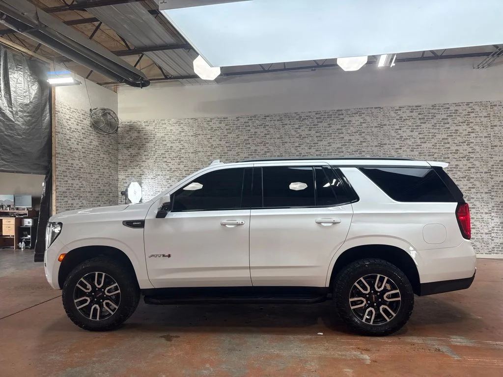 Used 2023 White GMC AT4 image 4
